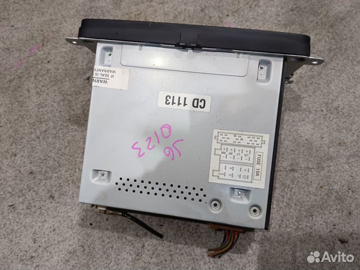 Оригинальная магнитола RCD 220 для VW Jetta 6