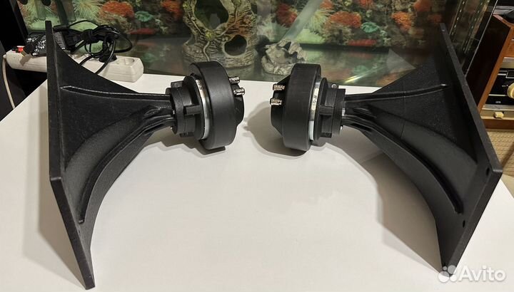 JBL Professional series 2426J