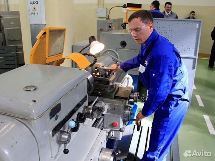 Слесарь мср