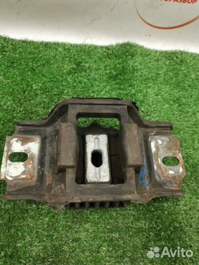 Подушка двигателя Ford Fusion 1.6 fyja 2008