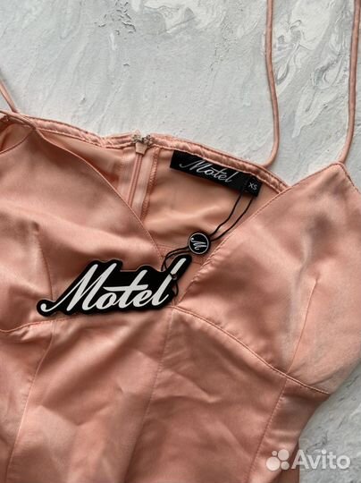 Новый комбинезон Motel размер Xs
