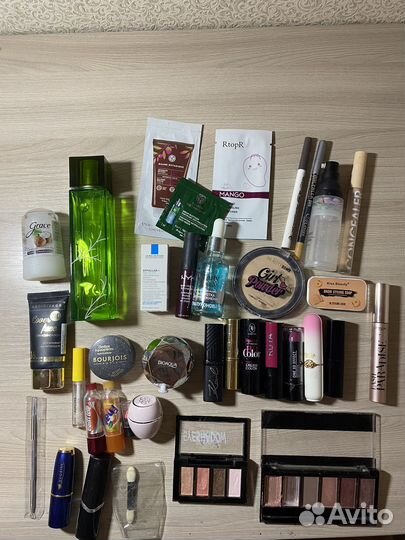 Набор косметики пакетом