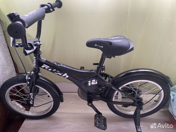 Детский велосипед новый