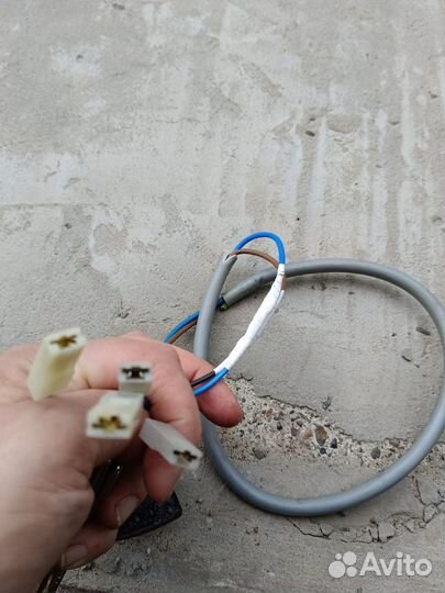 Сервисный шнур