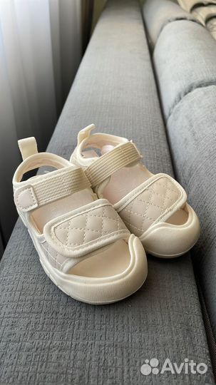 Сандалии для девочки 22 размер