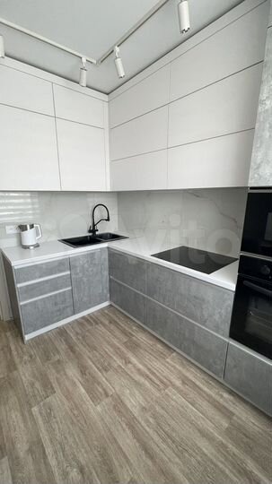 2-к. квартира, 53 м², 9/9 эт.