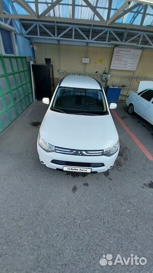 Mitsubishi Outlander 2.4 CVT, 2013, 130 000 км
