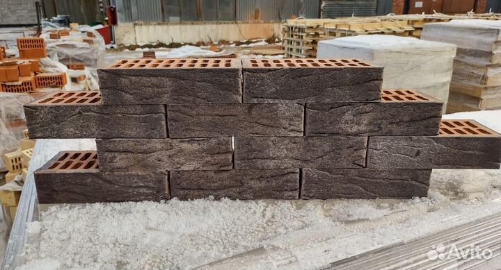 Кирпич полуторный пустотелый