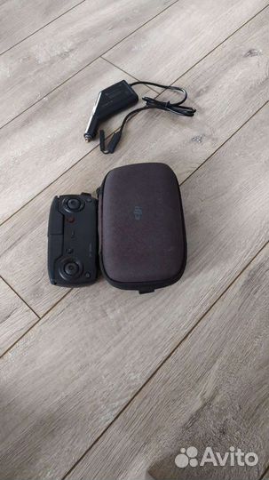 Квадрокоптер DJI Mavic Air