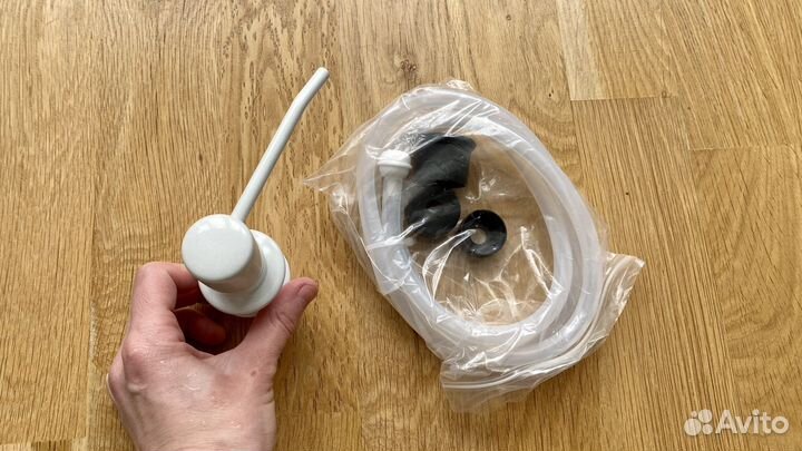 Дозатор для мыла встраиваемый