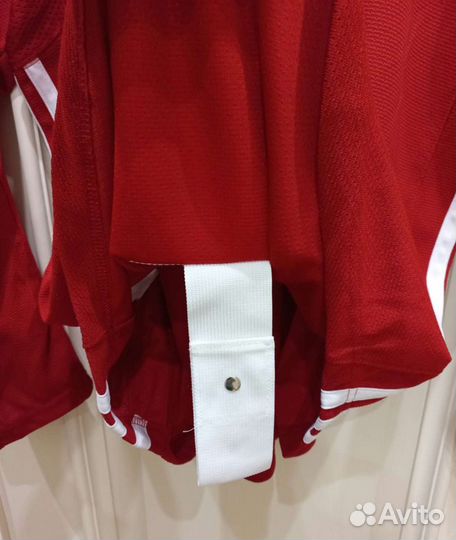 Тренировочный свитер Adidas