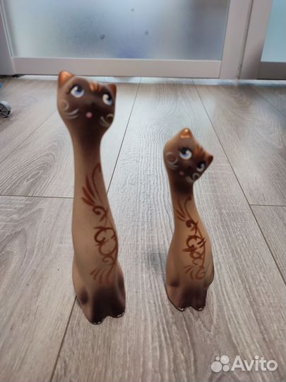 Статуэтки кошечки