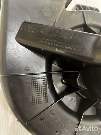 Электровентилятор отопителя (печки) VW