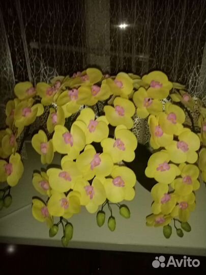 Светильник-орхидея