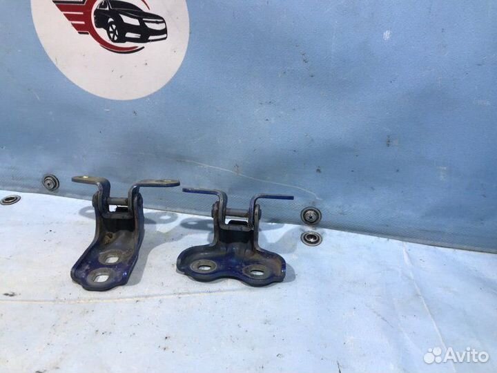 Петля двери передняя левая Ravon R4 седан B15D2