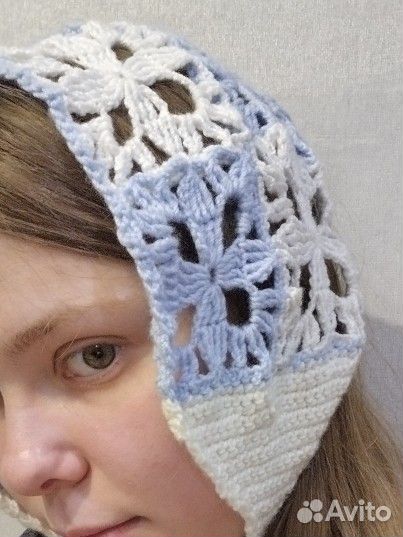 Чепчик вязаный женский