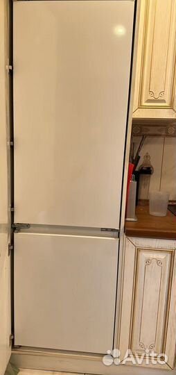 Встраиваемый холодильник electrolux ern 29750