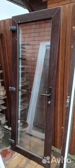 Дверь входная уличная