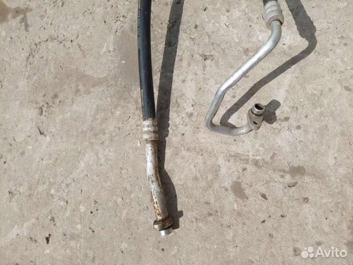 Трубка кондиционера Nissan Qashqai J10