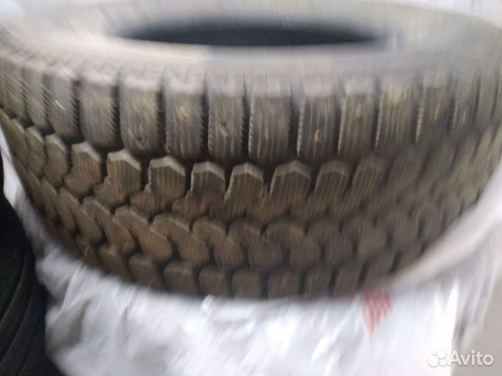 Dunlop Axiom Plus 285/65 R17