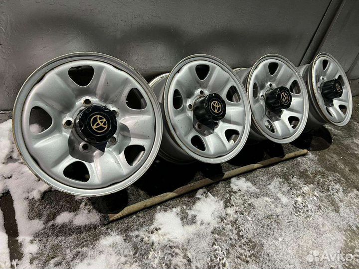 Оригинальный комплект дисков R16