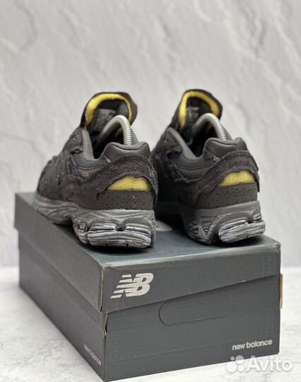 Кроссовки New Balance 2002