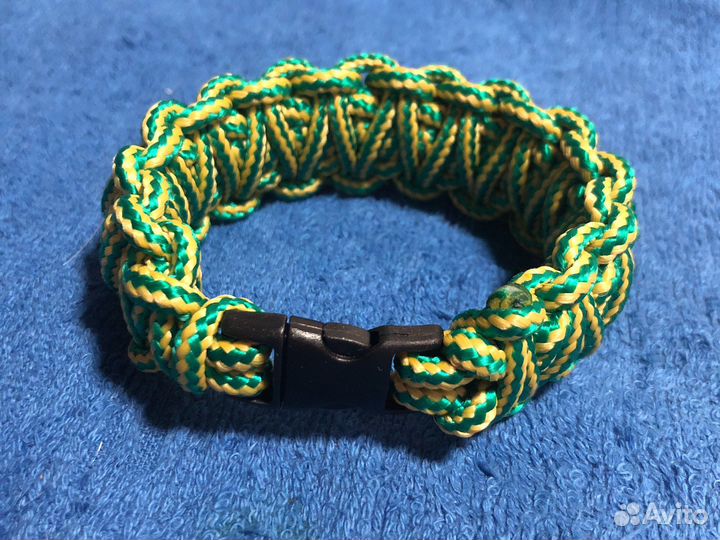 Браслет из паракорда