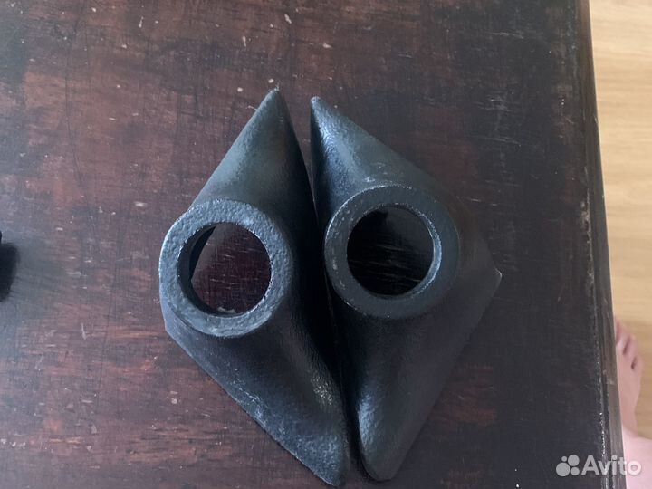 Подиумы в угол двери под твитера приора