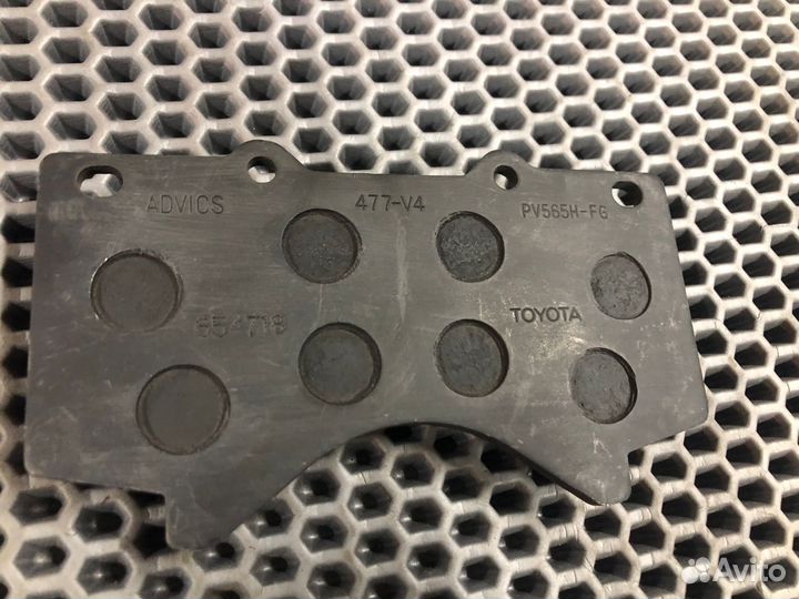 Тормозные колодки toyota land cruiser 200