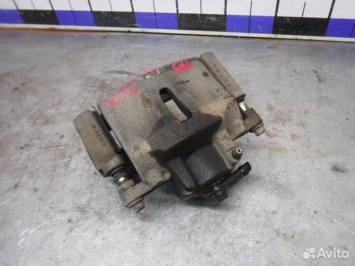 Суппорт передний правый Geely Emgrand X7 2.0 2014