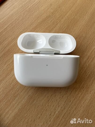 Кейс для airpods pro (первого поколения)