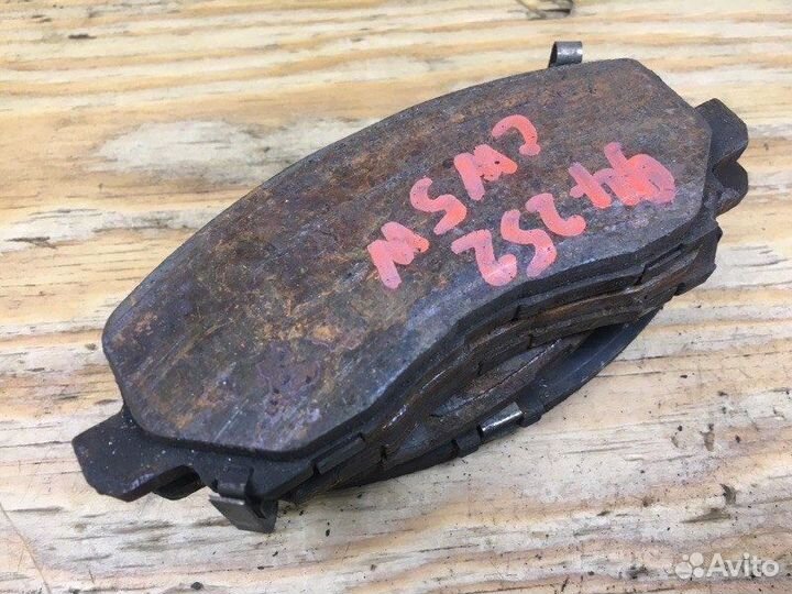 Колодки тормозные перед. mitsubishi outlander