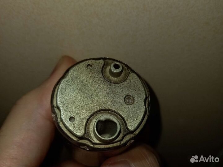 Топливный насос Toyota auris