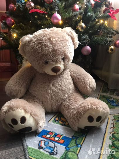 Плюшевый медведь