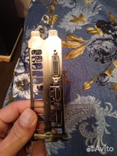 Видеокарта amd rx550 4gb