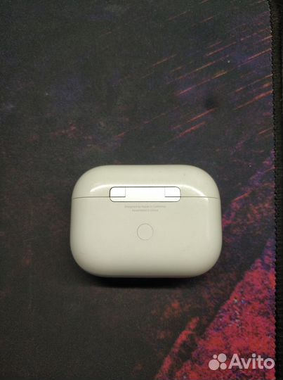 Продам Кейс к Air Pods