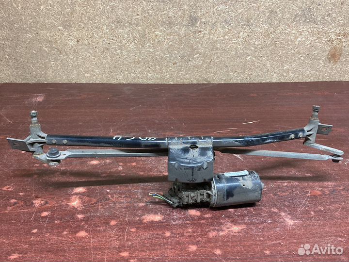 Механизм стеклоочистителя Ауди 80 б4