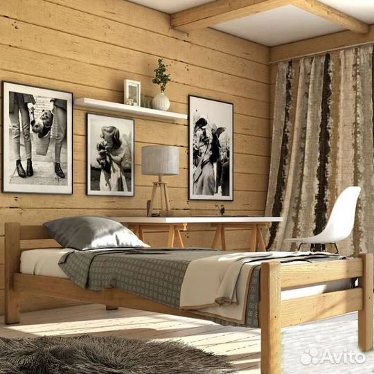 Детская кроватка. С бортиком. Новая. Массив