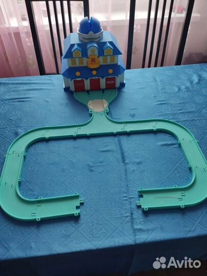 Робокар Поли штаб-квартира