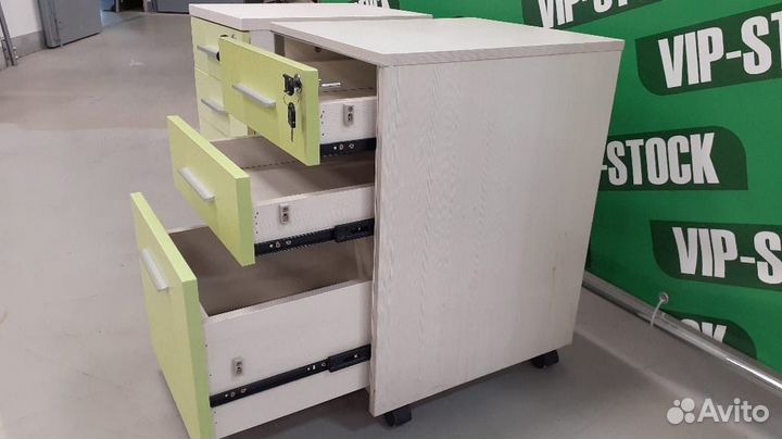 Тумбы подкатные, почти новые 60шт. Б.У