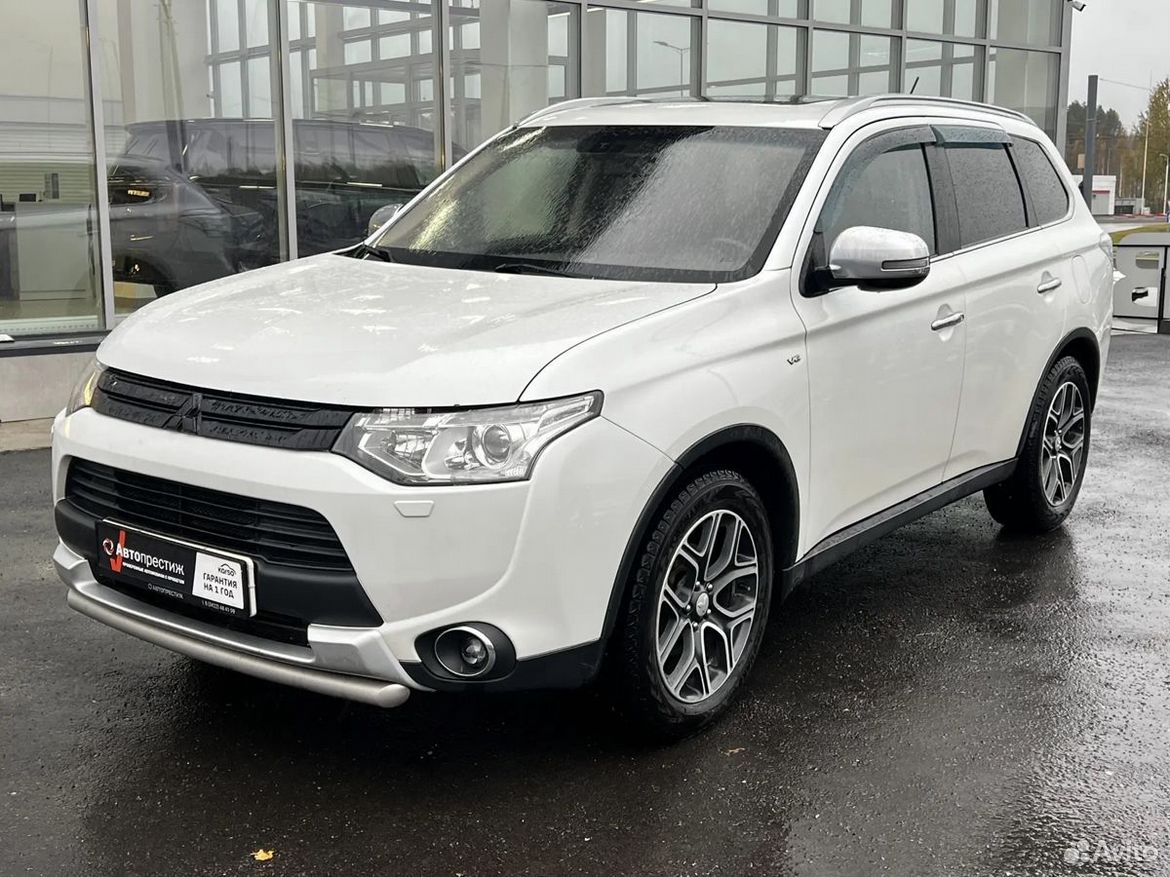 Mitsubishi Outlander 3.0 AT, 2014, 313 000 км