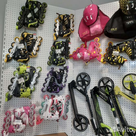 Роликовые коньки