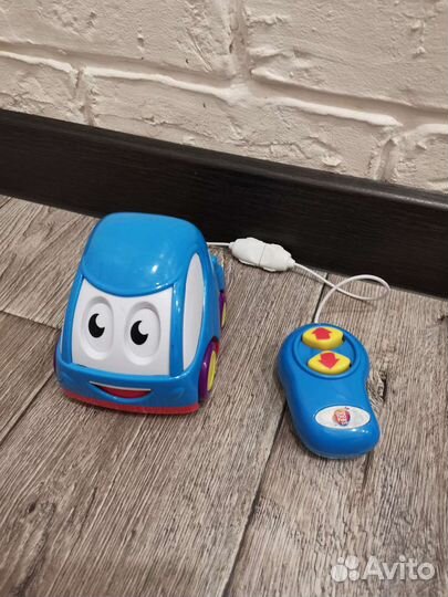 Машинка детская на пульте