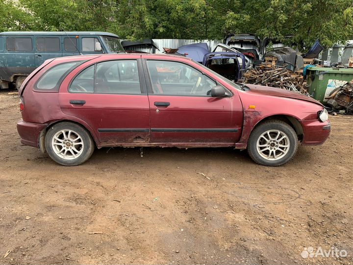 В разборе Nissan almera n15