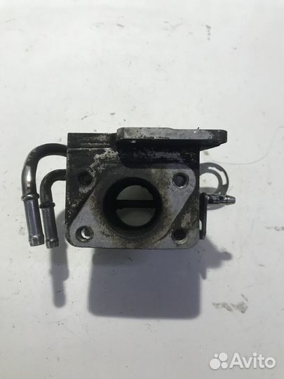 Заслонка воздушная Volkswagen Passat B6