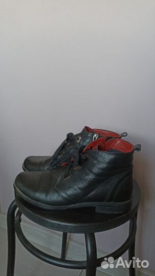 Ботинки женские