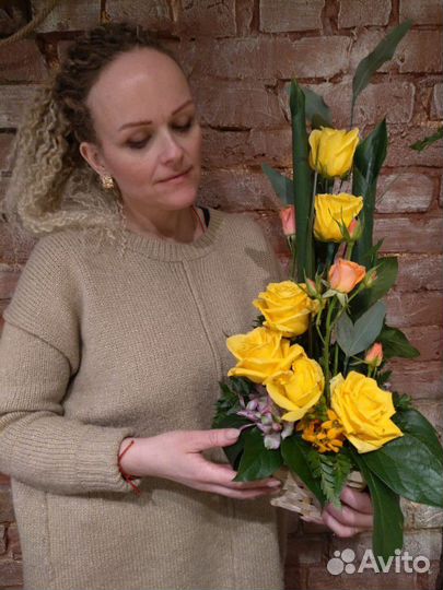 Помощник флориста