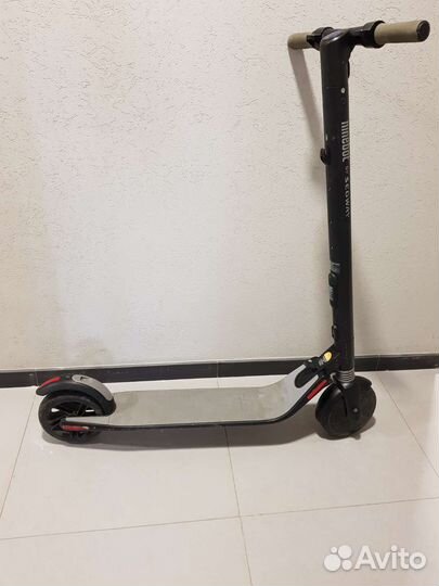 Электросамокат ninebot es1