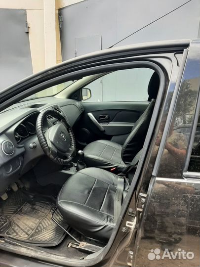 Renault Logan 1.6 МТ, 2017, 231 000 км