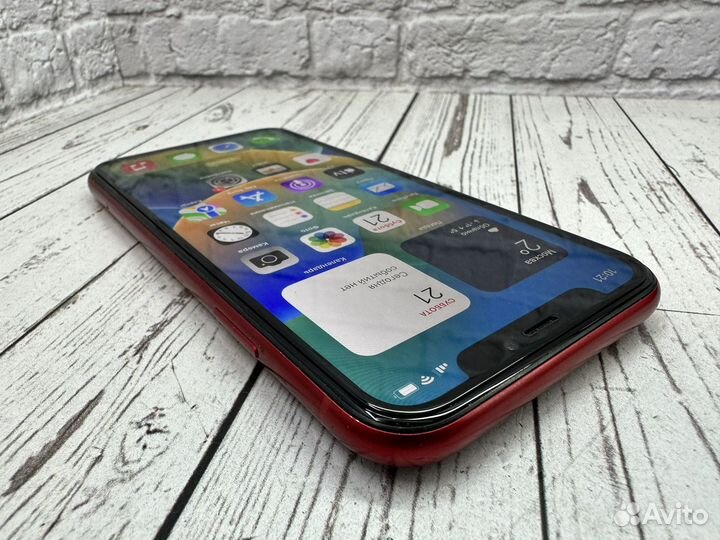 iPhone Xr, 64 ГБ